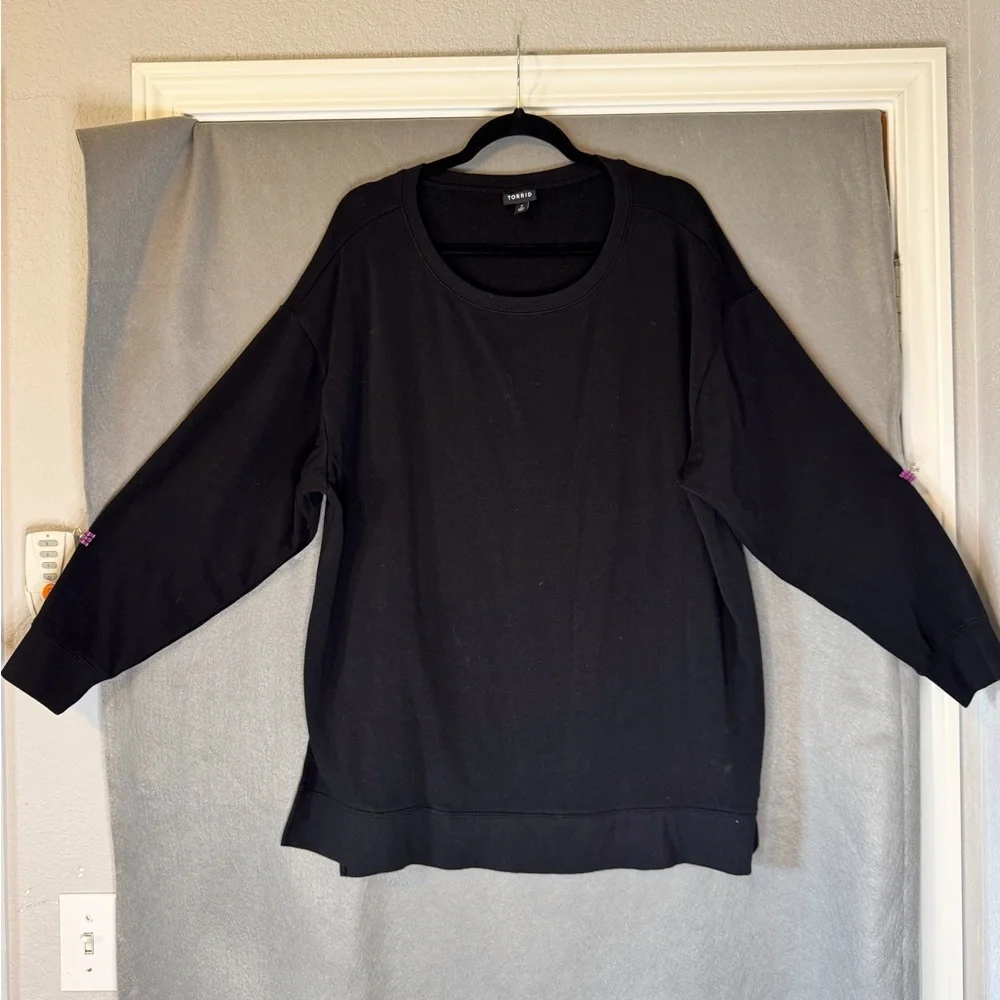 Torrid Classic Black Knit Crew Neck Sweatshirt. Excellent Condition. - Picture 1 of 6